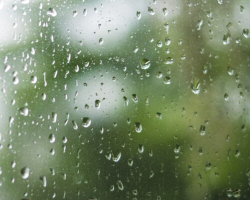 梅雨の雨漏り修理・費用相場を徹底解説！｜千葉・埼玉・茨城地域密着｜縁の和リフォーム